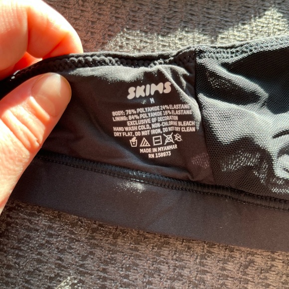 SKIMS bundle - Picture 10 of 14